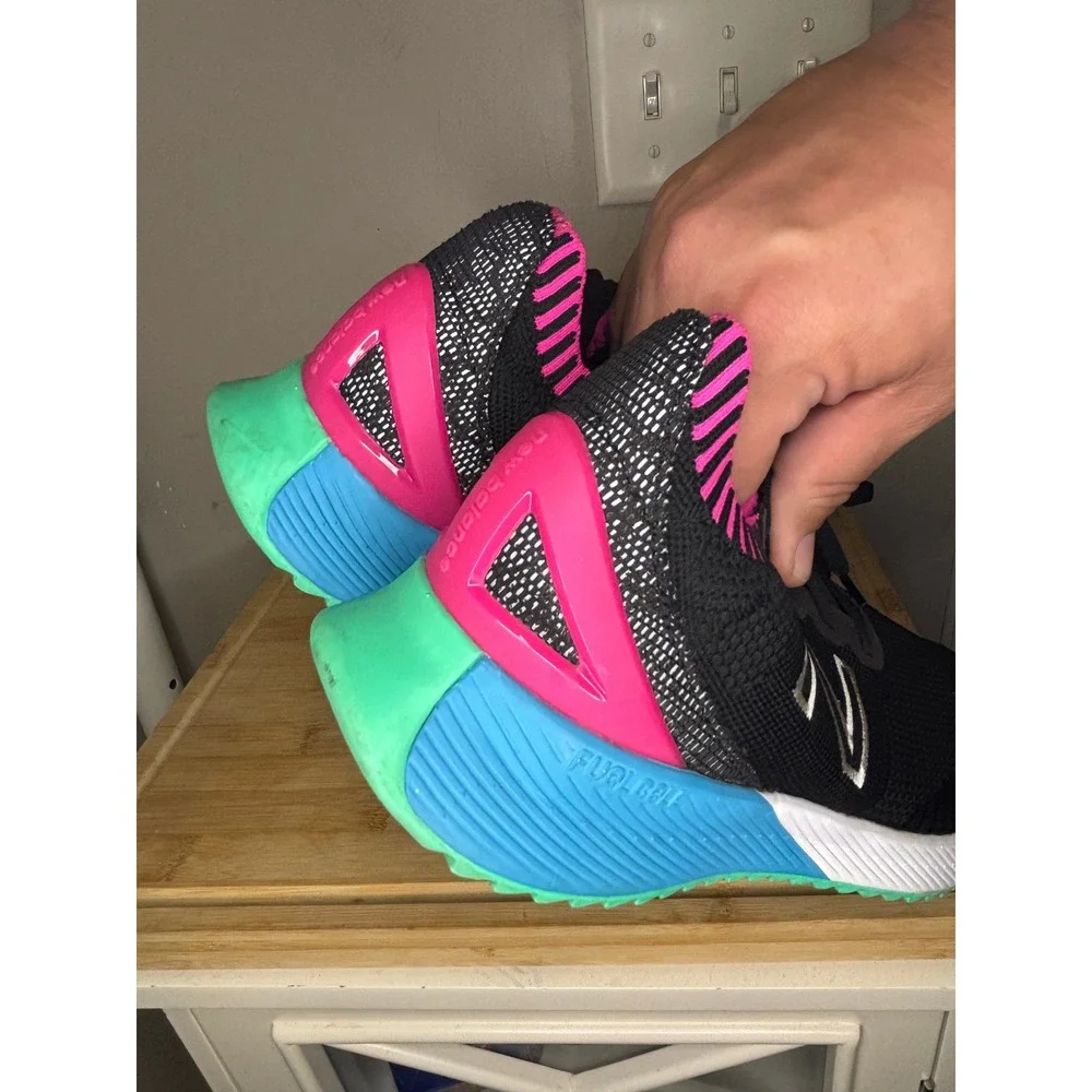 New Balance FuelCell Echo Womens Running Shoes Black Pink Blue WFCECSB Size 9.5